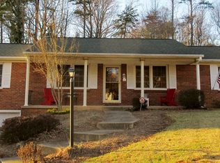 320 Annhurst Dr, Danville, VA 24540
