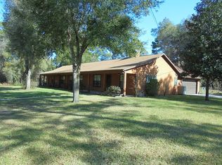 5595 SE 171st Ct, Ocklawaha, FL 32179