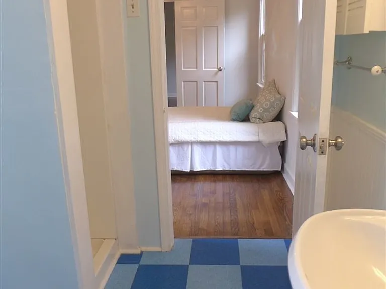 699 Shotwell St — Photo 12