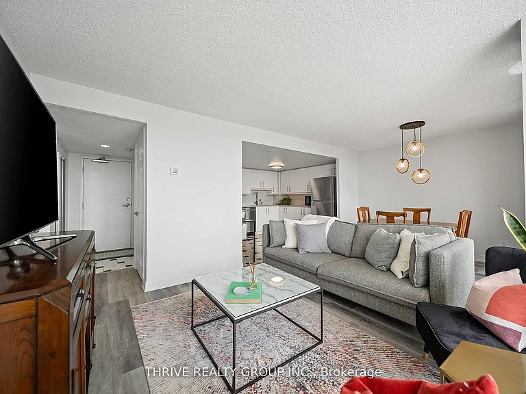 600 Talbot St #803 — Photo 14