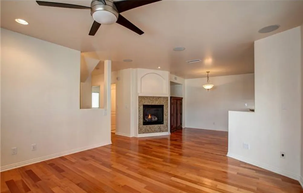 1423 Hornblend St — Photo 1