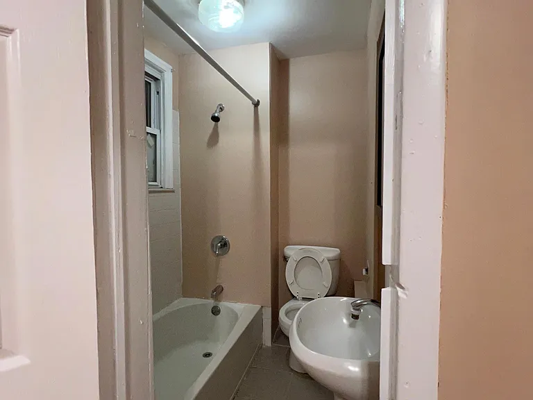 199 New St #2 — Photo 8