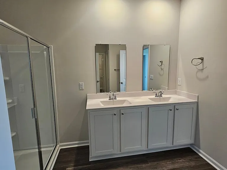 3015 Long Spur Dr — Photo 16