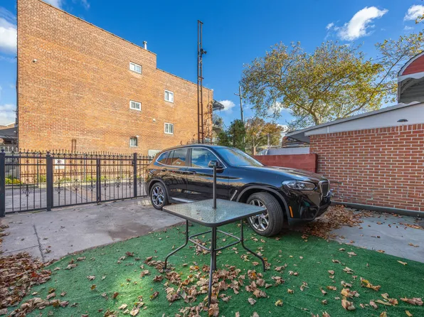 601 East 86th Street image 18 of 19