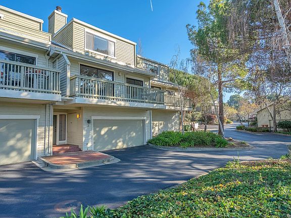 2nd image of 2 Eucalyptus Knoll Street