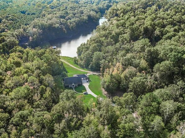3200 Beaver Creek Rd, Woodville, MS 39669