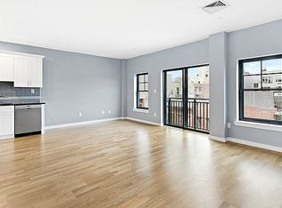 460 Grand St #2A, Brooklyn, NY 11211
