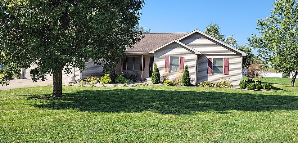 1st image of 34 Coyote Dr