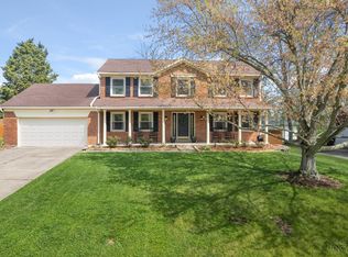 880 Surrey Trl, Cincinnati, OH 45245