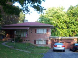 1781 Bears Den Rd, Youngstown, OH 44511