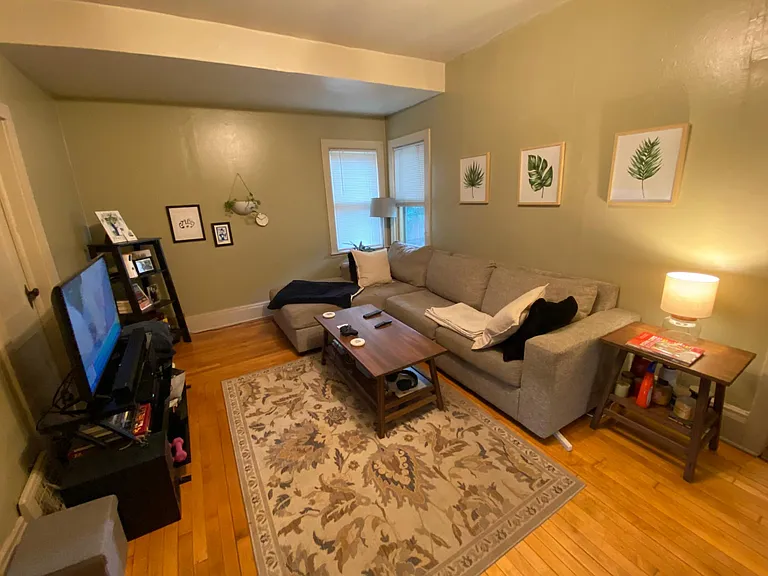 640 Laurel Ave #1 — Photo 3