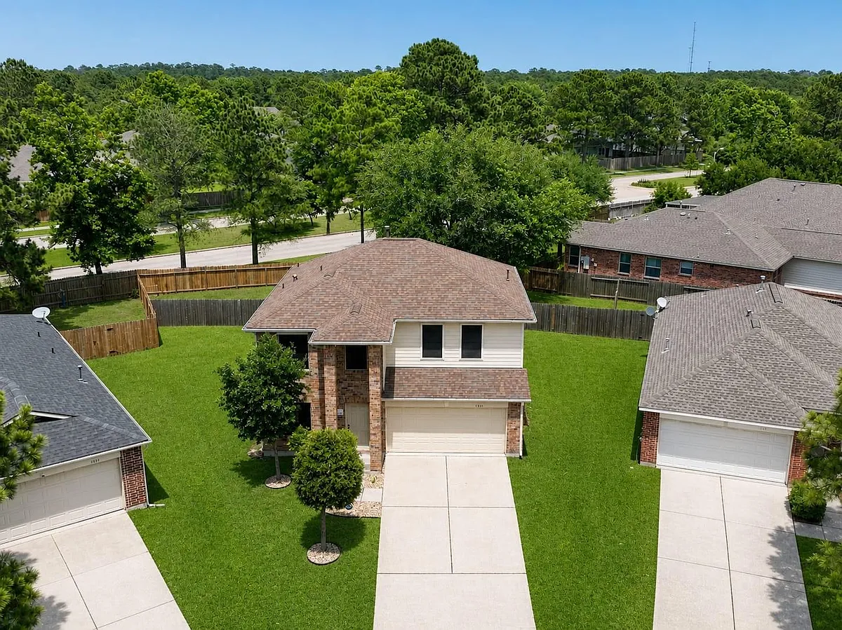 Building Photo - 1011 Backland Ct