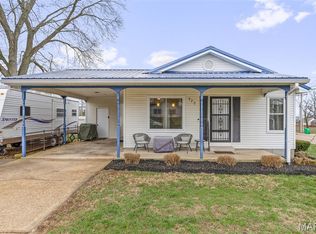 420 Bennett St, Farmington, MO 63640
