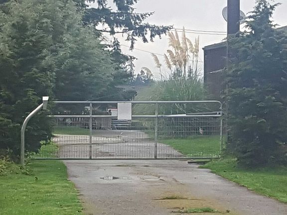 3rd image of 5125 Happy Hollow Rd