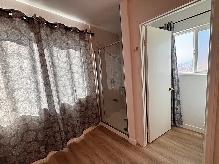 2209 Canyon Dr — Photo 23