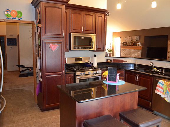 3rd image of 8135 W Lakewood Ln