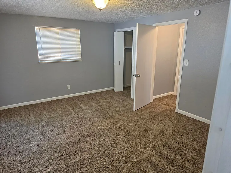 1403 Frontier St — Photo 18