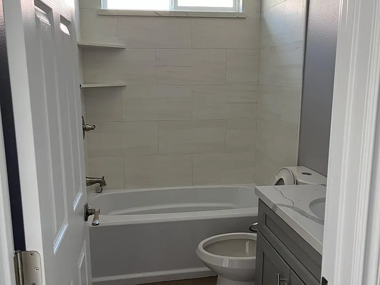 Buckeye St — Photo 10