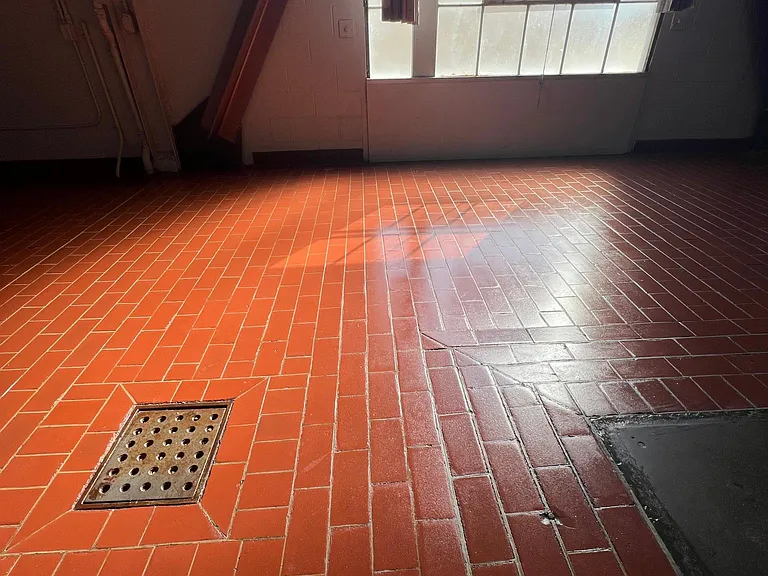Sunshine Studios — Photo 36