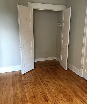 3rd image of 5434 S Wood St #2