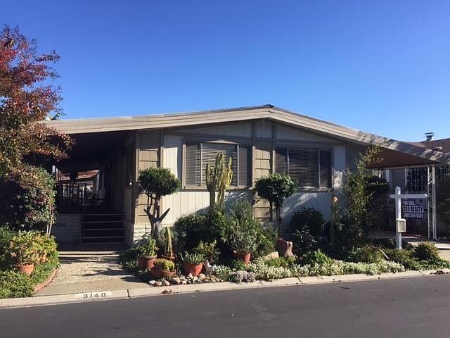 1st image of 3140 Oakbridge Dr #3140