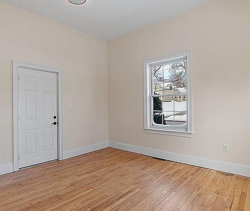 5th image of 88 N Main St APT 1