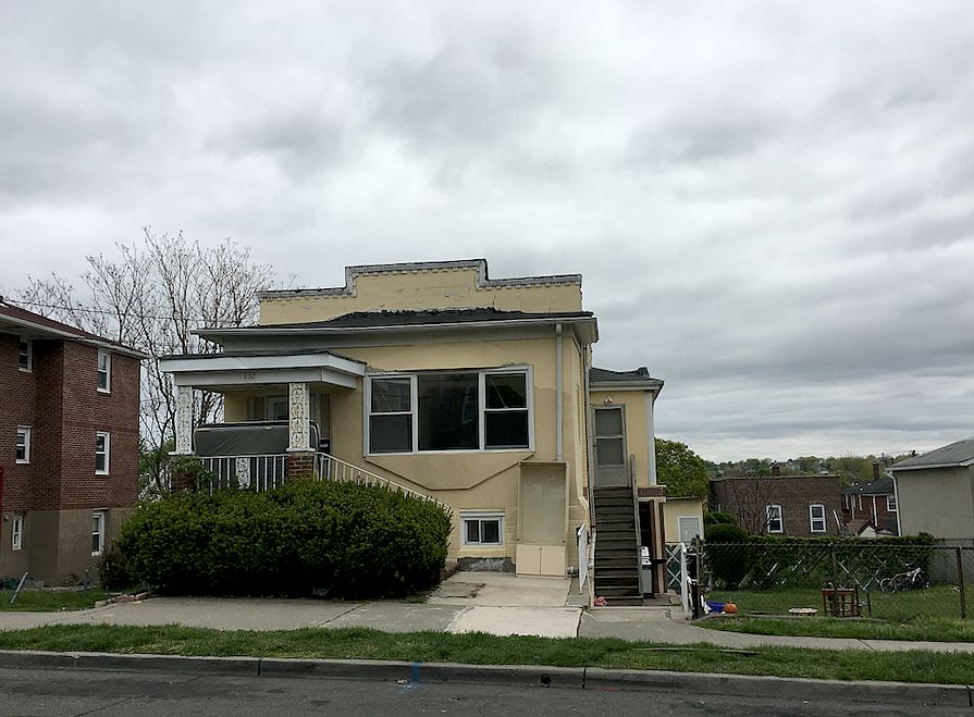 2nd image of 132 Harrison Ave