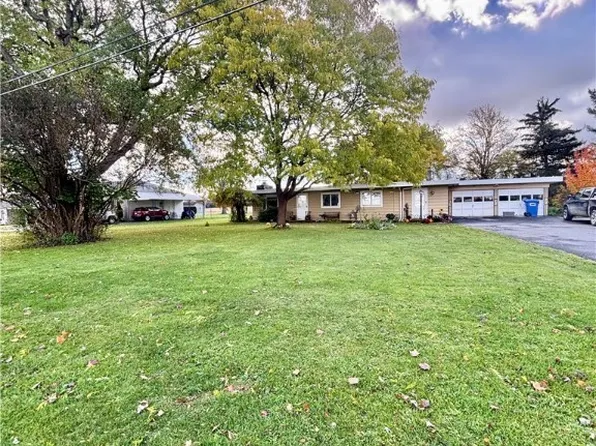 1974 W Genesee Street Rd, Auburn, NY 13021