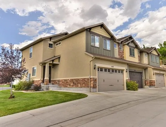Photo 1 of 12 - 1618 Hollyhock Cir - Farmington, UT Primary Photo - 1618 Hollyhock Cir