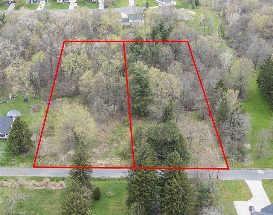 1st image of 165 Hazel Dr