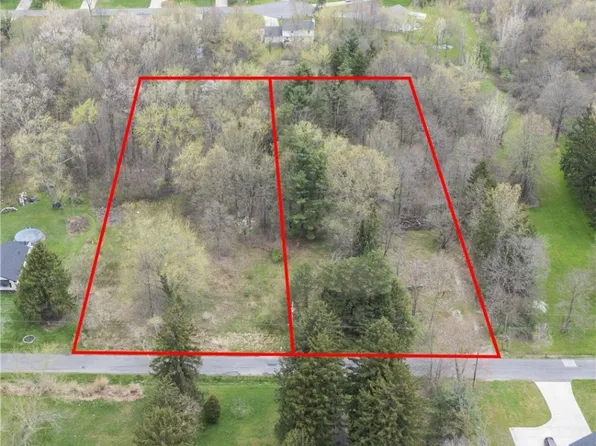 165 Hazel Dr, Northfield, OH 44067