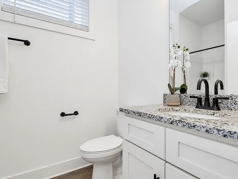 3426 Brookshire Blvd #1 — Photo 5