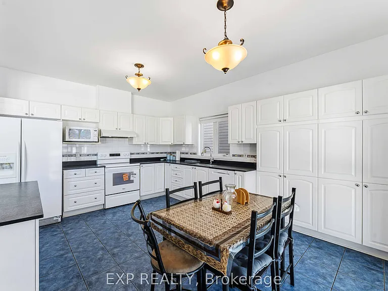 118 Finn Ct — Photo 14