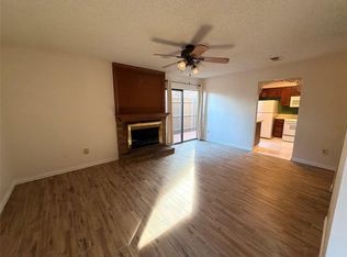 2327 Torrington Dr APT C, Arlington, TX 76012