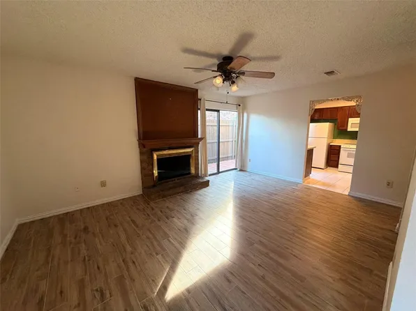 2327 Torrington Dr APT C, Arlington, TX 76012