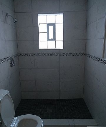4th image of 4241 N Troy St #3