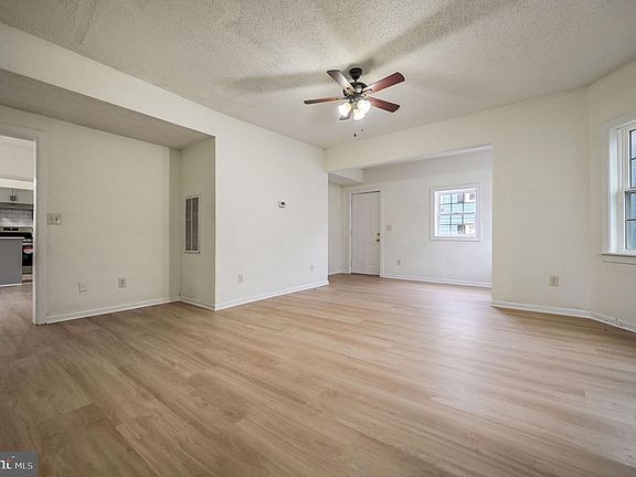 3rd image of 234 S Market St