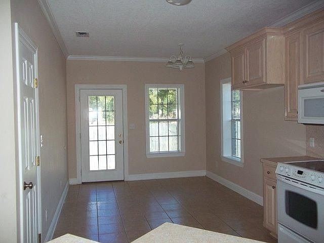 2nd image of 1214 Jodie Ct