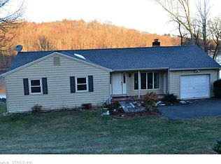 31 Saddle Rock Rd, Danbury, CT 06811