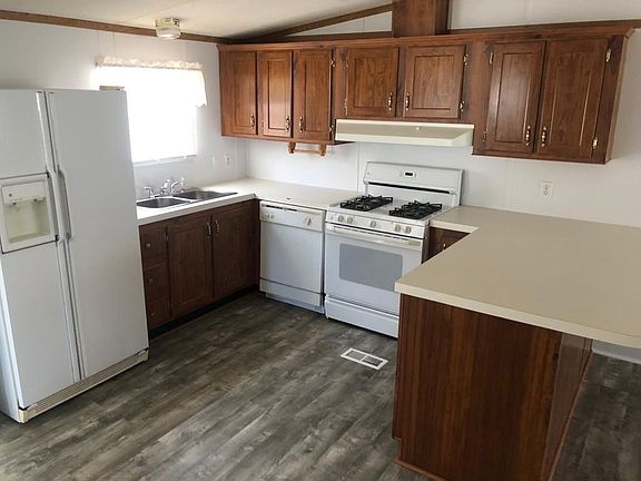2nd image of 18929 Myrick Ct