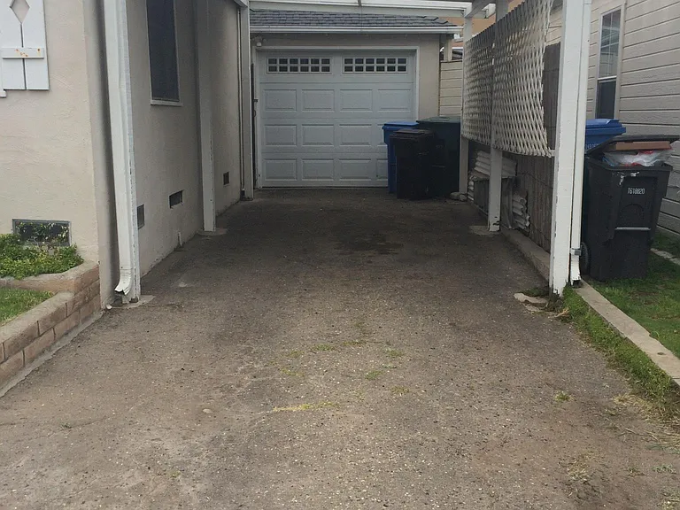 231 Placentia Ave — Photo 20