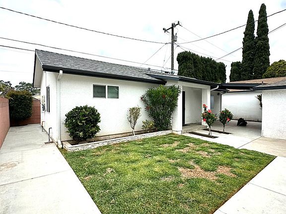 2nd image of 1434 S Garnsey St #1/2