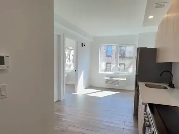355 E 194th St, Bronx, NY