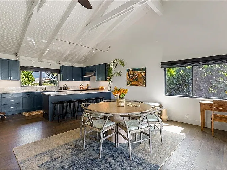 33 Hana Hwy — Photo 20