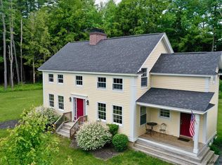 203 Royal Coachman Dr, Broadalbin, NY 12010