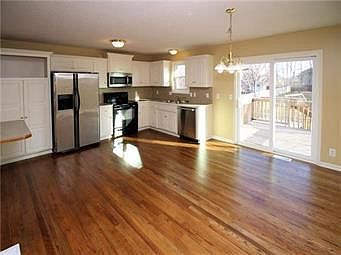 Excellent Kitchen space