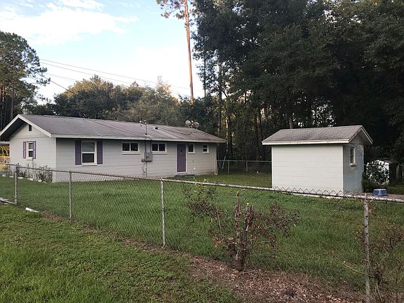 4th image of 21060 SW Rainbow Lakes Blvd