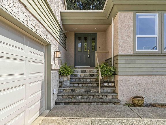 3rd image of 4343 Emily Carr Dr