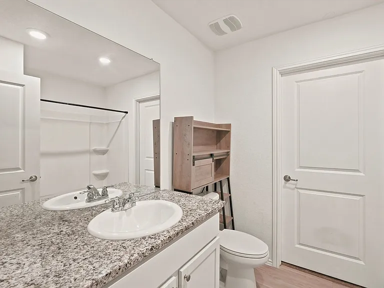 13118 Levi Ter — Photo 22