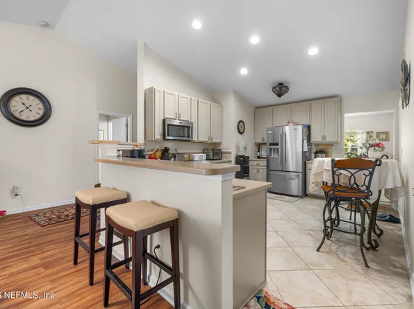 10905 STANTON HILLS Drive E, Jacksonville, FL 32222